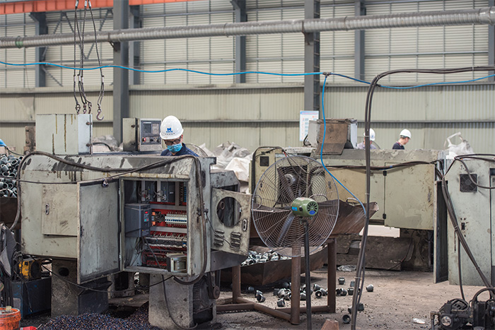 靖江网架配件-锥头加工车间